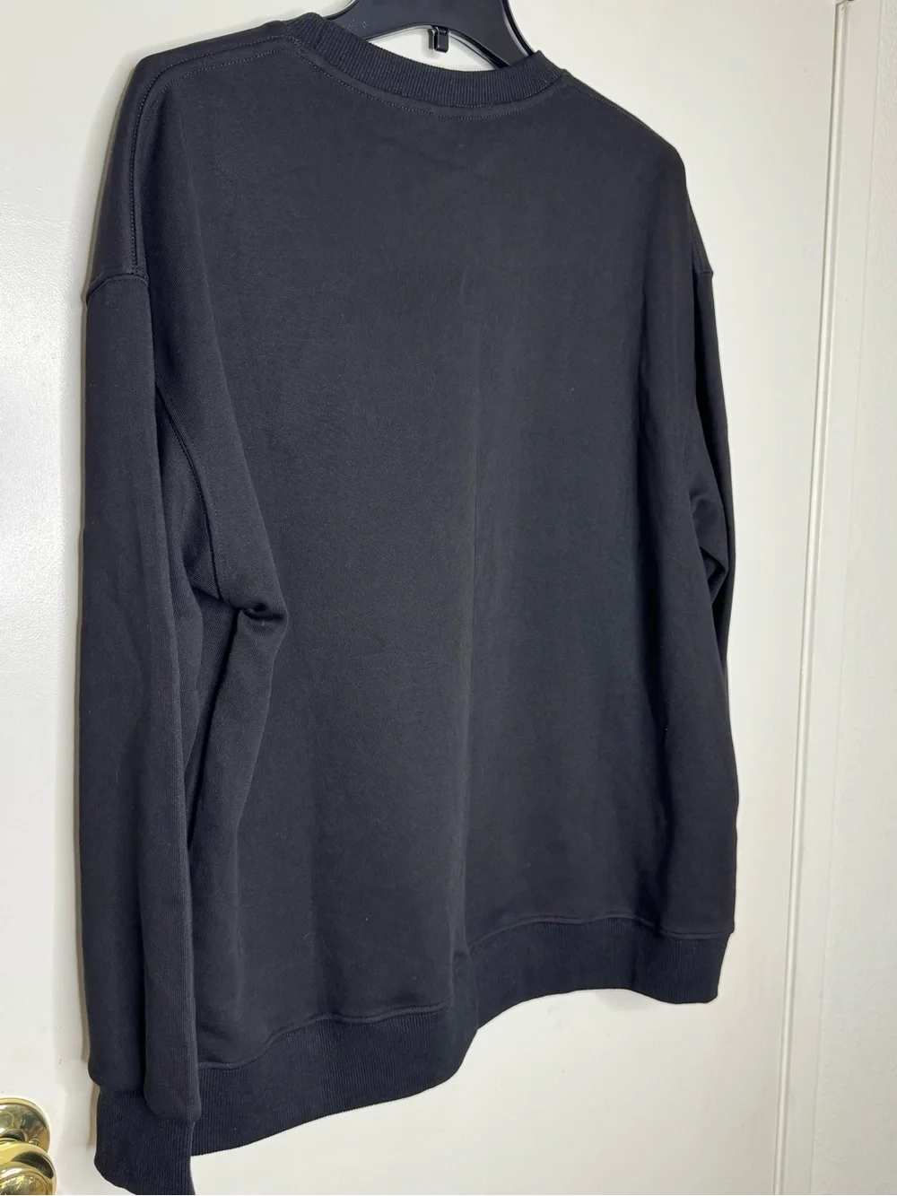 ALO Accolade Crew Neck Pullover - BLK Regular